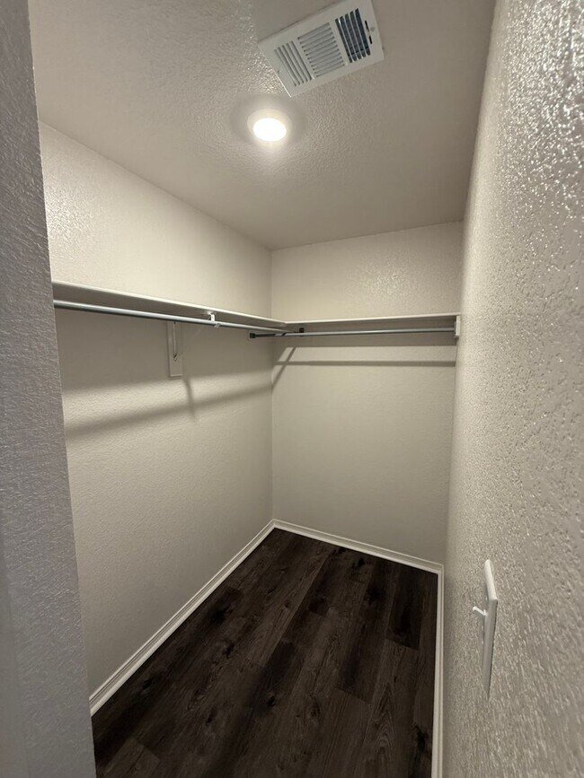 Building Photo - *4 Weeks Rent FREE!* BRAND NEW Three Bedroom | Two Bathroom Home in Vilonia