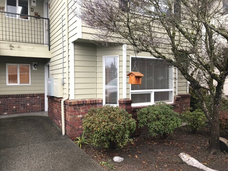 Building Photo - 1117 Ttereve Dr