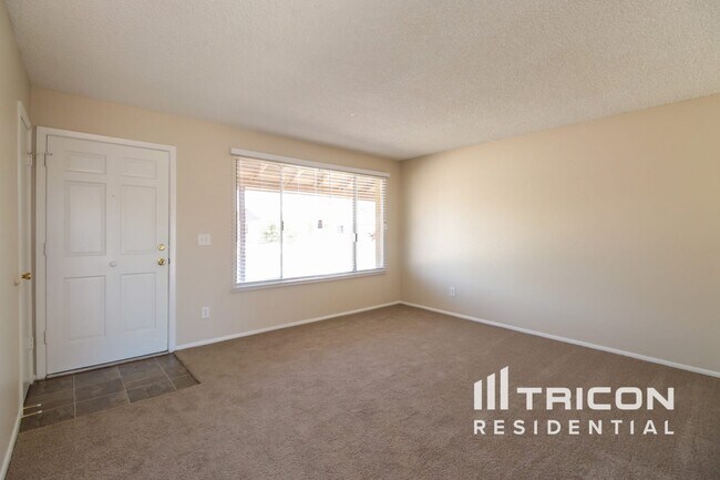 Building Photo - 18040 N 20th Ave