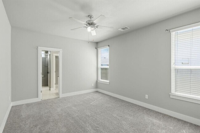 Building Photo - 13701 Ronald Reagan Blvd