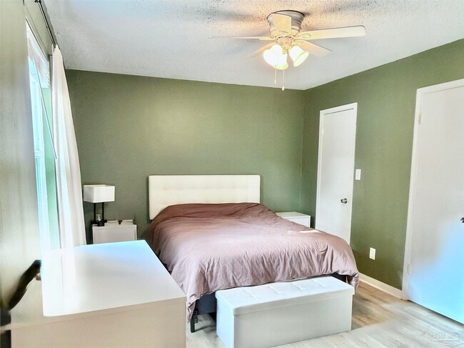 Building Photo - 10775 Jolyne Cir