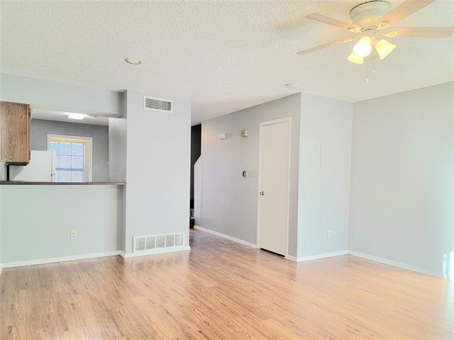 Building Photo - 5805 Shadydell Dr