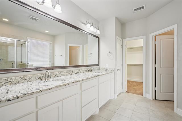 Building Photo - 16400 Olmsted Pk Blvd