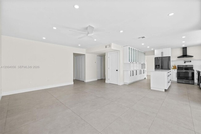 Building Photo - 9547 SW 146th Pl