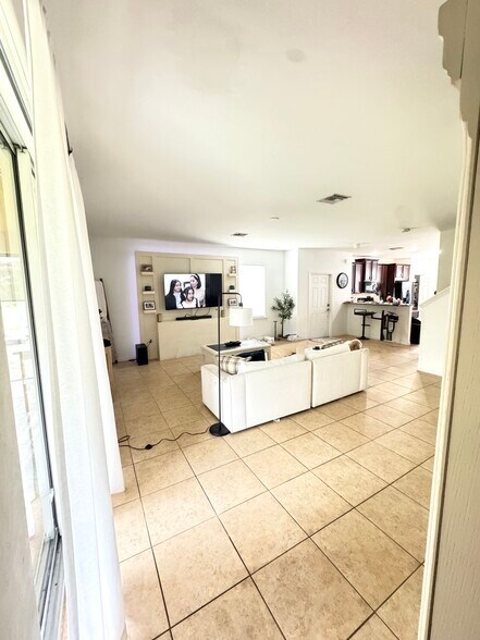 Building Photo - 3874 Cherrybrook Loop