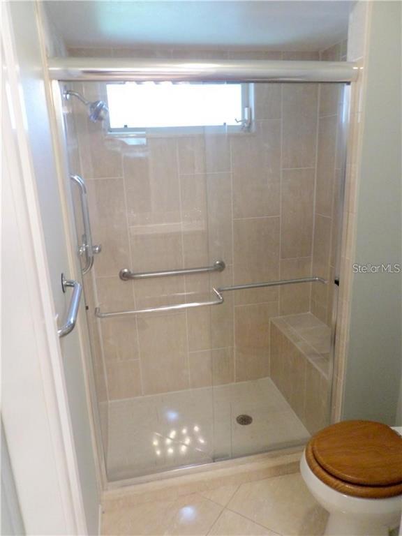 Building Photo - 3601 Garden Lakes Clenet