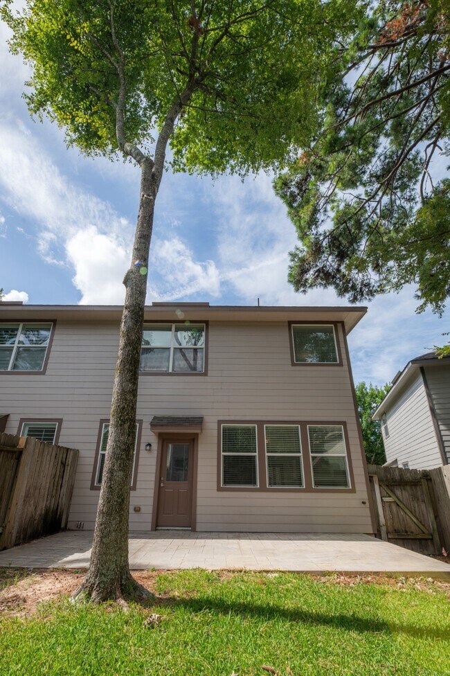 Building Photo - 18 Whitekirk Pl