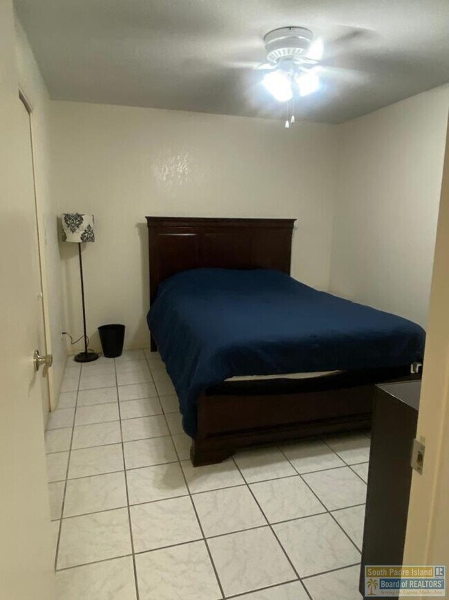 Building Photo - 112 E Constellation Dr
