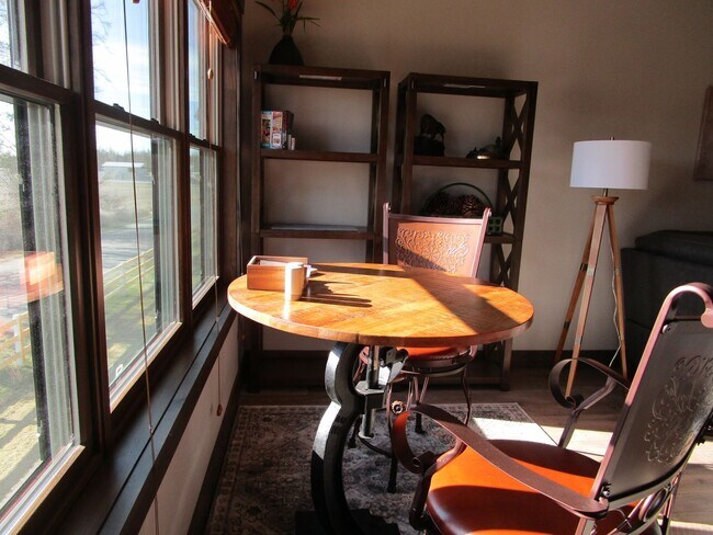 Building Photo - Delightful Monterra 2 Bed 2 Bath Condo wit...