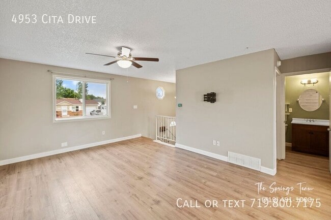 Building Photo - 4953 Cita Dr