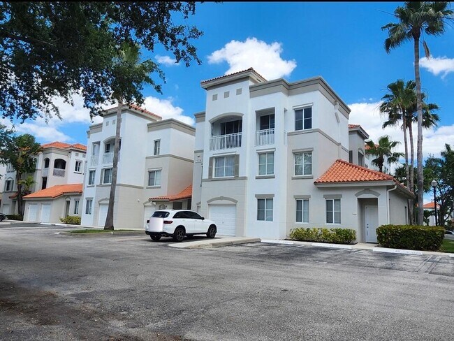 Primary Photo - 11016 Legacy Dr