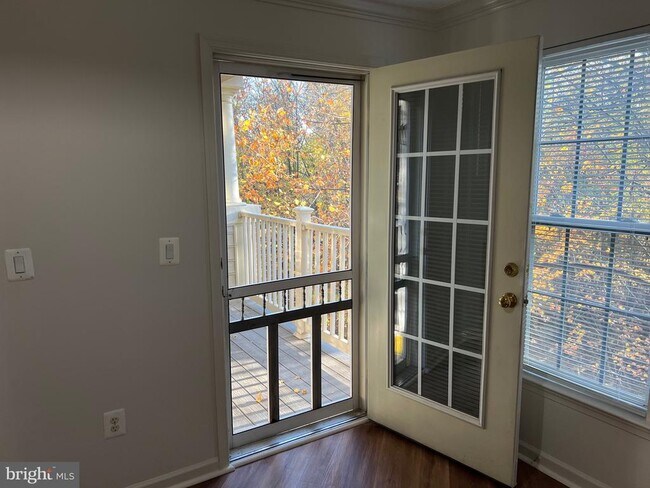 Building Photo - 2003 Connor Ct