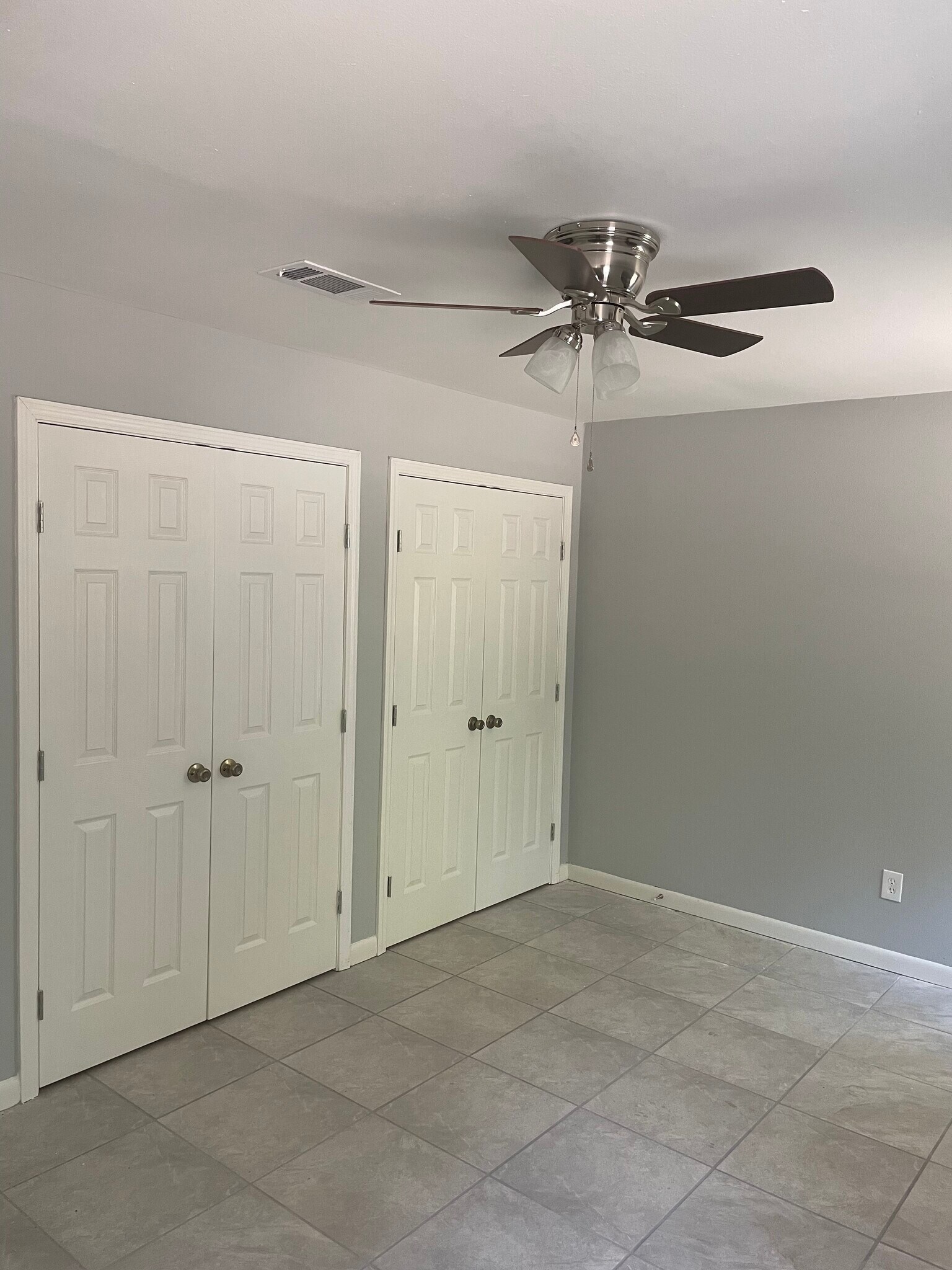 Building Photo - 5948 Wanda Trl