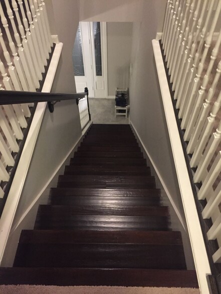 Building Photo - 4845 Maple Park St