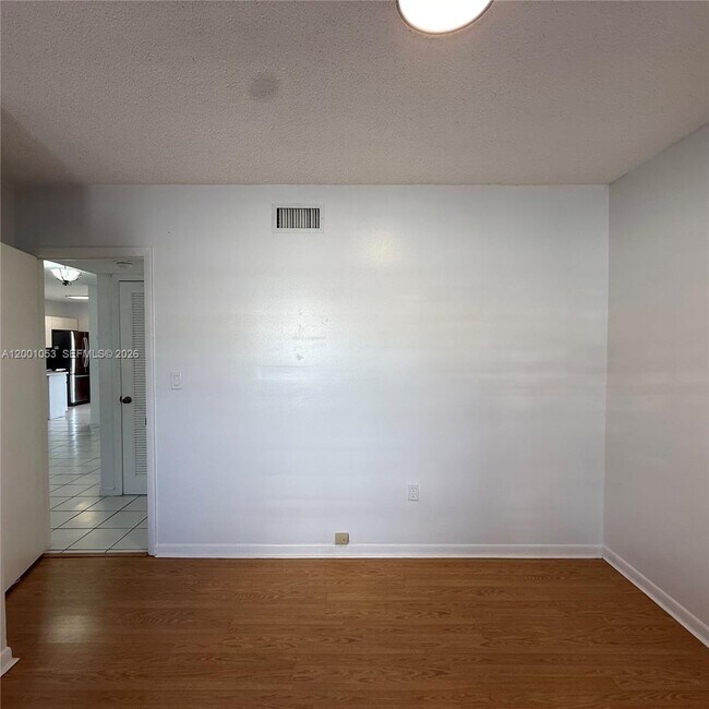 Building Photo - 6980 NW 173rd Dr