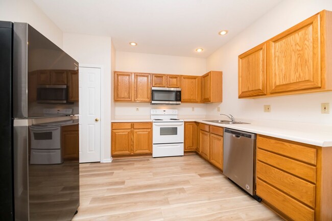 Building Photo - 3617 Augusta Dr