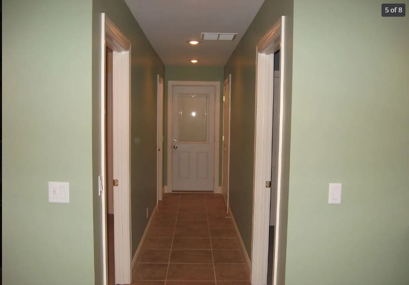 Building Photo - 606 N McArthur St