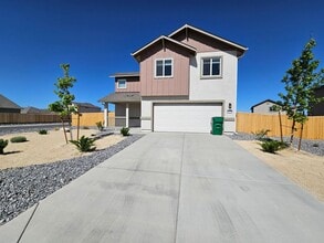 Building Photo - FURNISHED! Brand New 3 Bedroom, 2.5 Bath H...