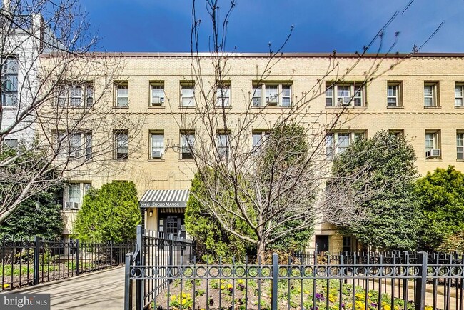 Building Photo - 1441 Euclid St NW
