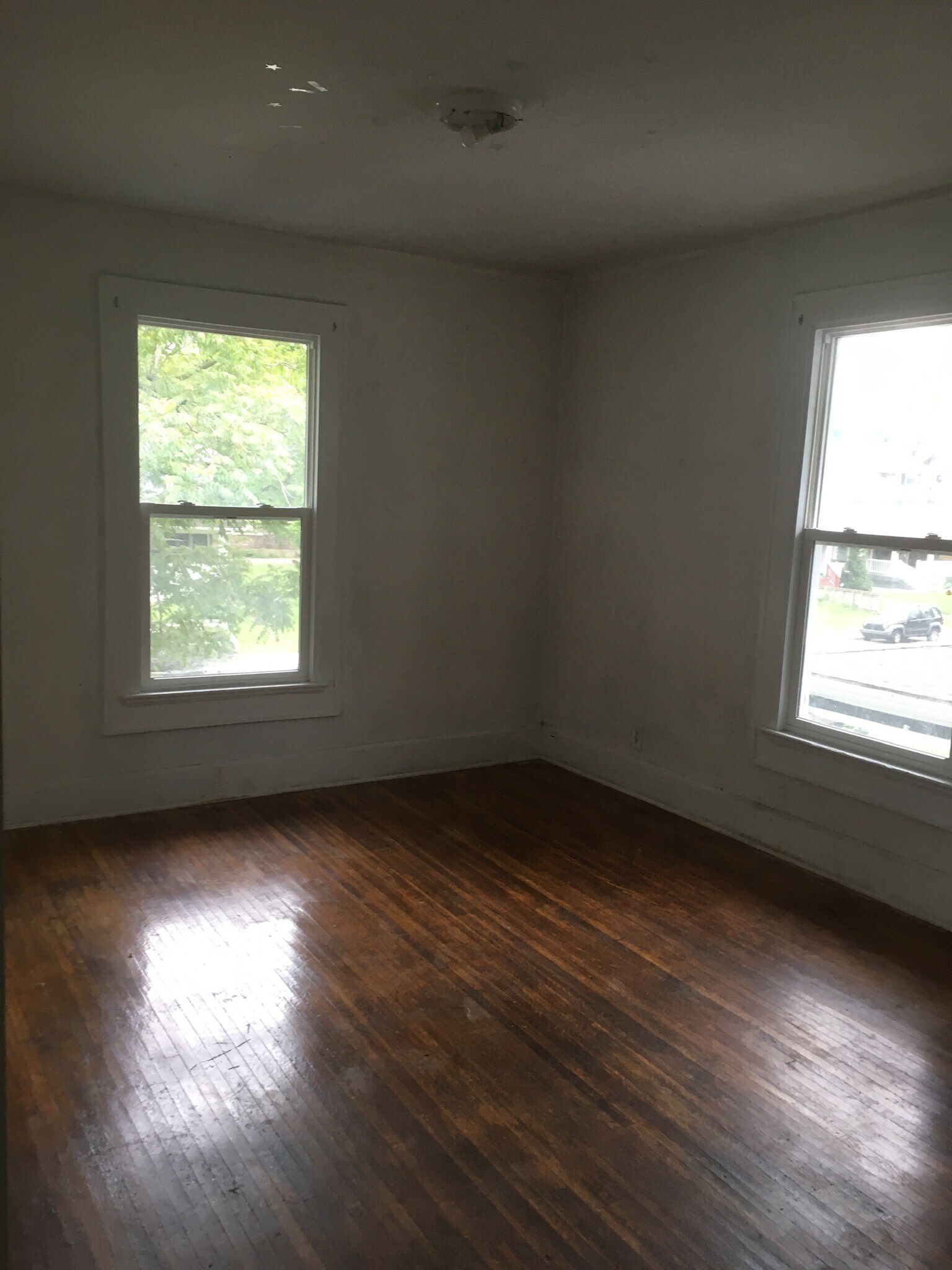 Building Photo - 3134 N College Ave