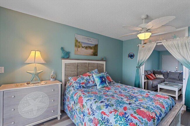 Building Photo - 4460 Ironwood Cir