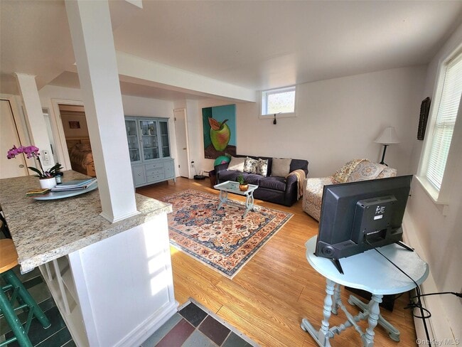 Building Photo - 12 Traver Rd