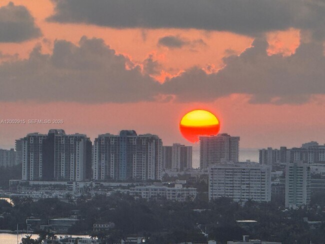 Building Photo - 50 Biscayne Blvd