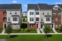 Building Photo - 813 Sawback Sq NE