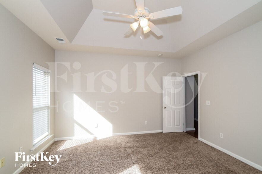 Building Photo - 4297 Hathaway Ln