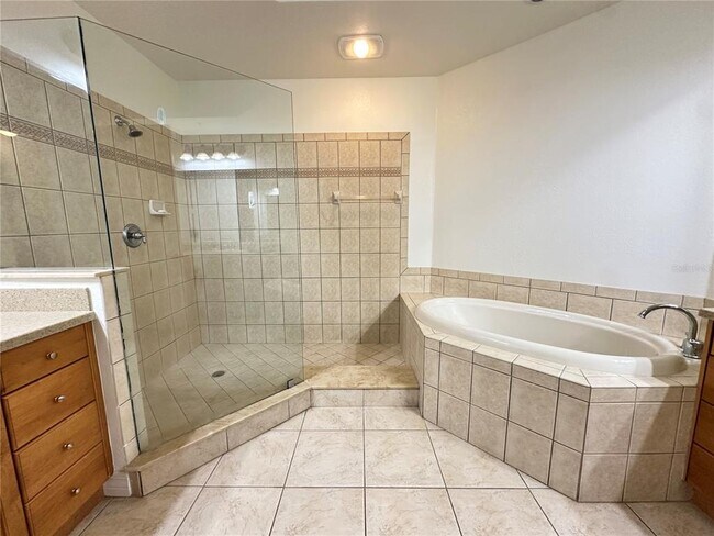 Building Photo - 98 Vivante Blvd