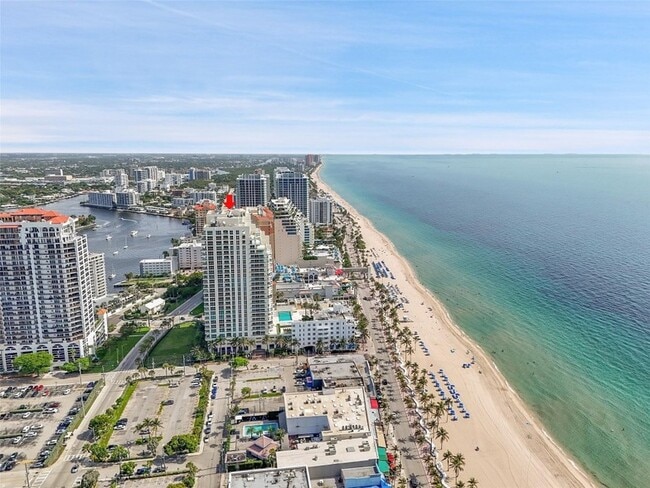 Building Photo - 101 S Fort Lauderdale Beach Blvd