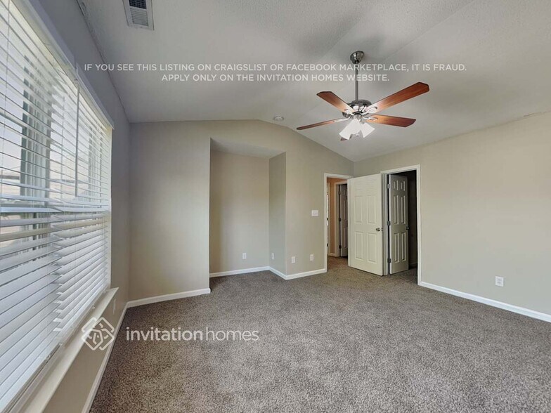 Building Photo - 301 Cline Falls Dr