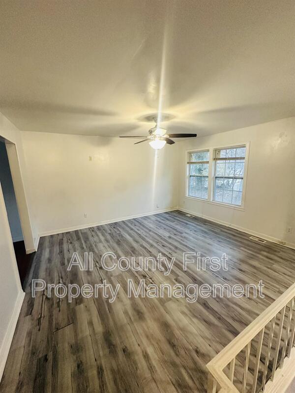 Building Photo - 428 Rays Rd