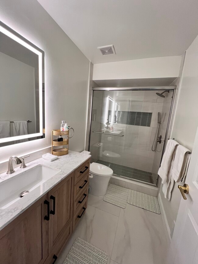 Building Photo - 50145 Tottenham Ct