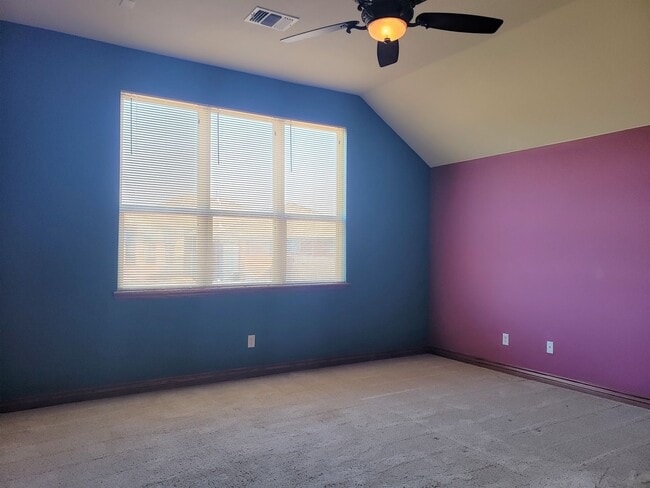 Building Photo - 329 Madison Pl Dr