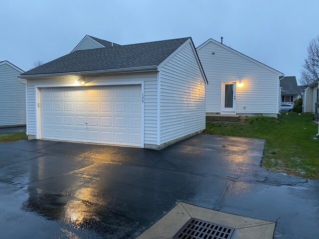 Garage - 179 Simon St