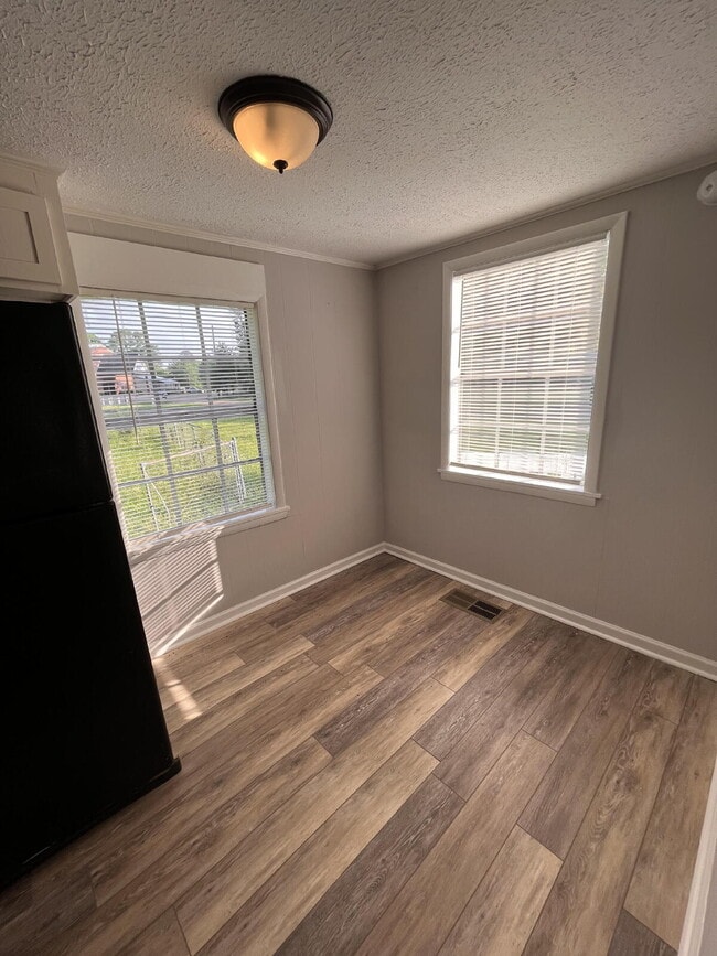 Building Photo - Cozy 3BR Rental in Pearl, MS – Spacious Ya...