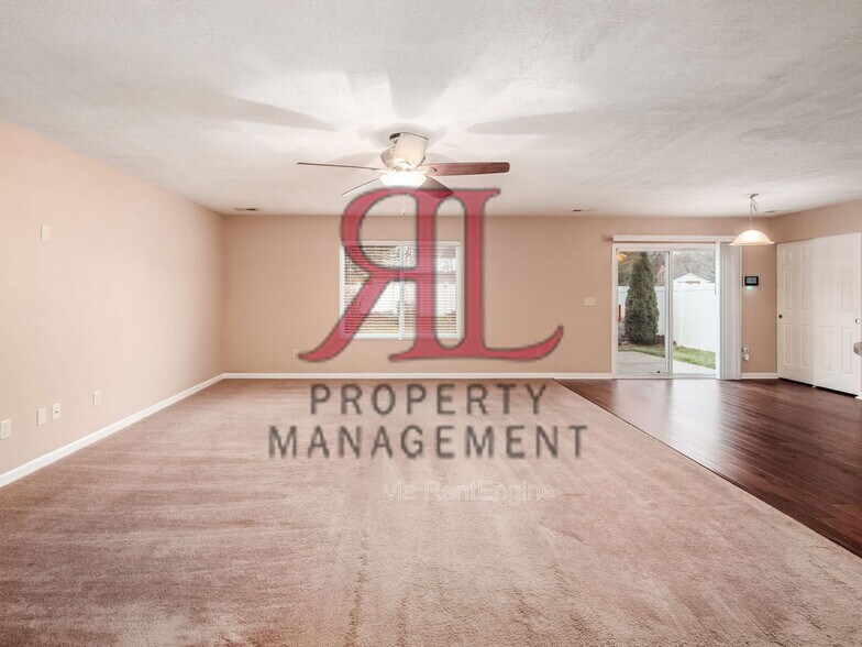 Building Photo - 1880 Prominence Dr