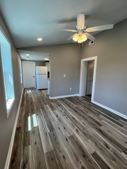 Living Room - 1534 Saint John St