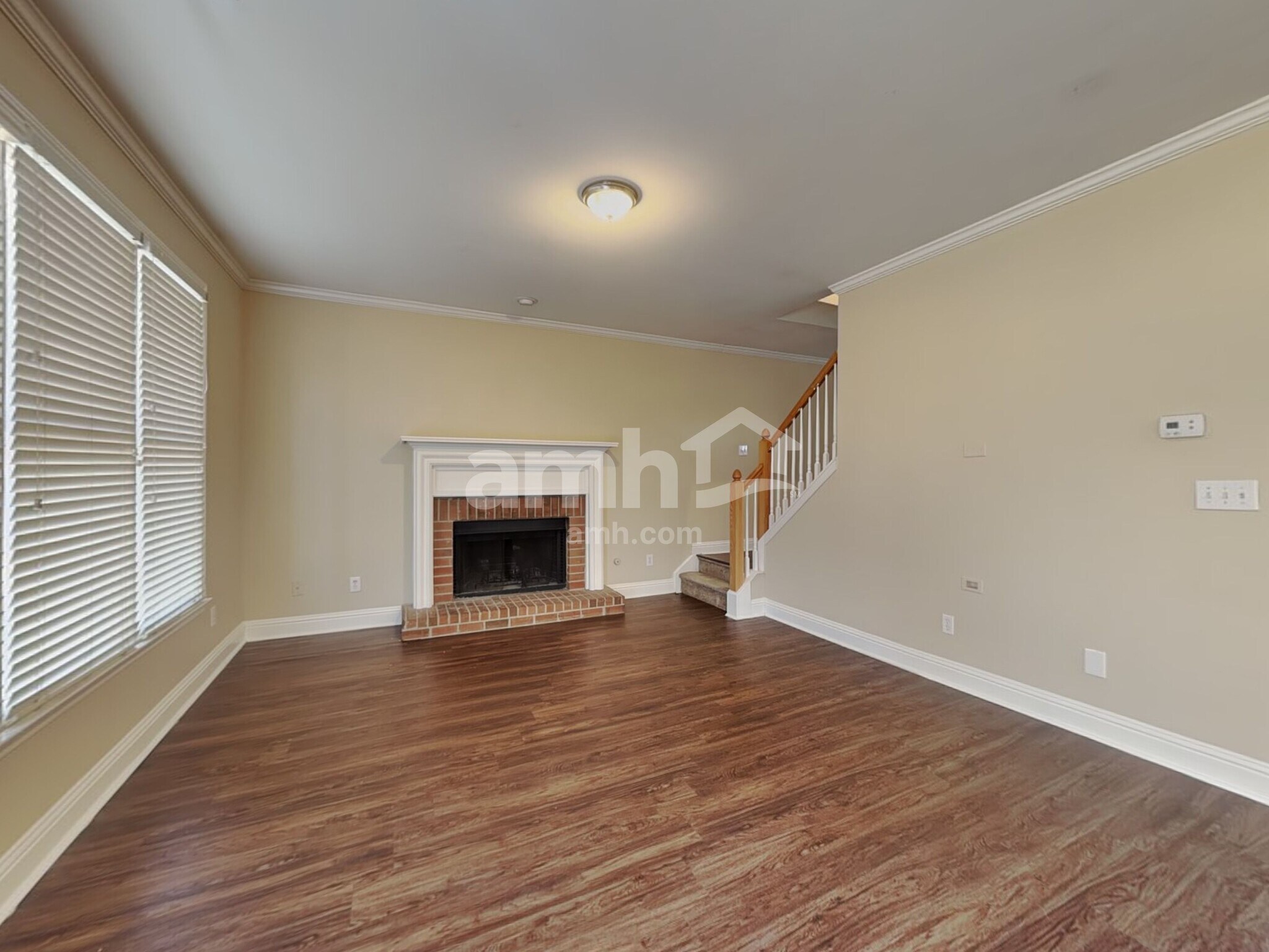 Building Photo - 3284 Creek Trace E