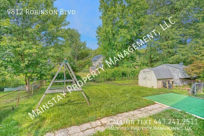 Building Photo - 9812 Robinson Blvd