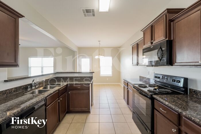 Building Photo - 1603 Yellow Stone Dr