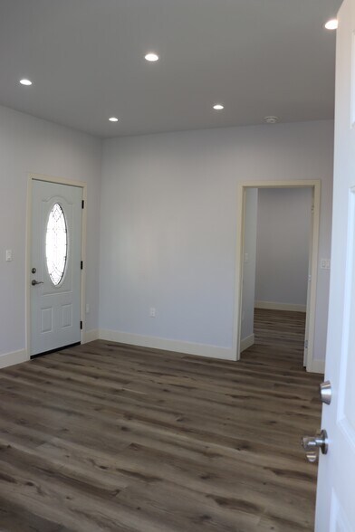 Building Photo - 16939 Marlin Pl
