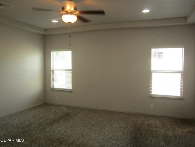 Building Photo - 323 Malta St