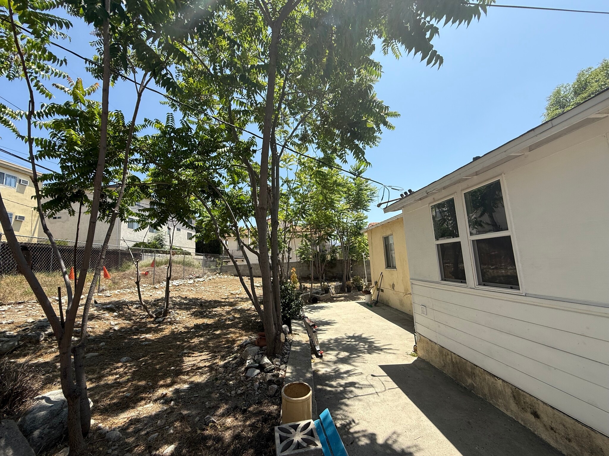Backyard - 10324 Hillhaven Ave