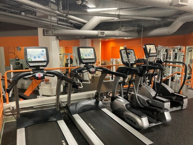 Building Photo - The Historic Elegance Meets Downtown Living @ El Cortez: UNFURNISHED 1BR/1BA w/ parking