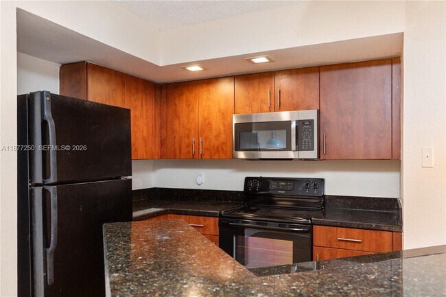 Building Photo - 12760 Vista Isles Dr