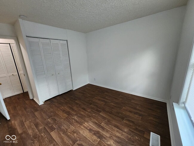 Building Photo - 8412 E 37th Pl
