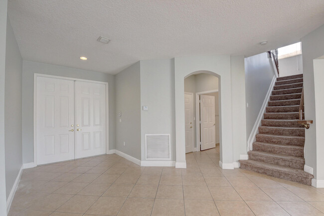 Building Photo - 9864 Woolworth Ct