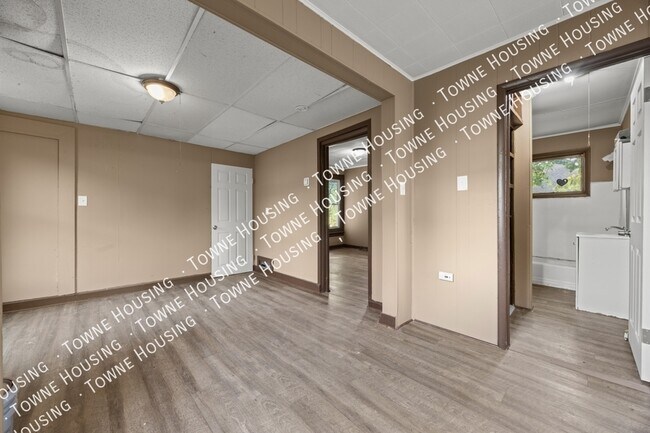 Building Photo - 1361 North Ave